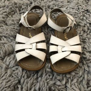 Salt water sandals size 8 toddler